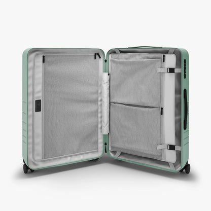 Check-In Medium